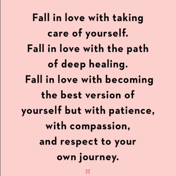 Meet your Posher, Mandy - Picture 3 of 4